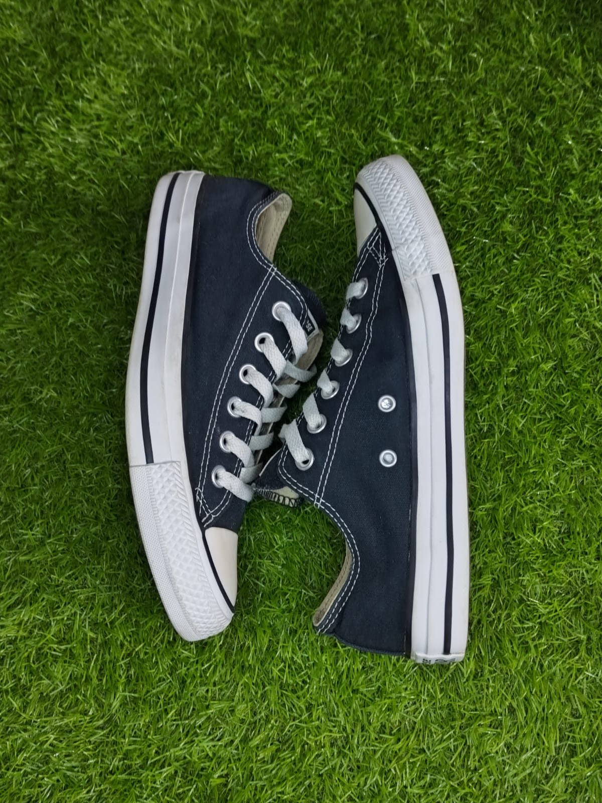 Converse Chuck Taylor All Star Low Top ā Navy Black | EU 39 (Sr000033)