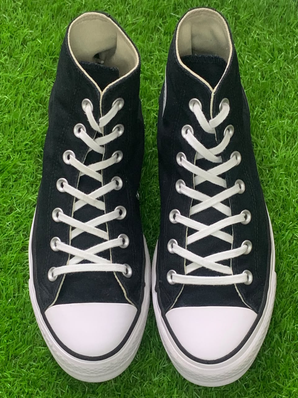 Preloved Converse Chuck Taylor All Star black high-top women EU 39.5 front view