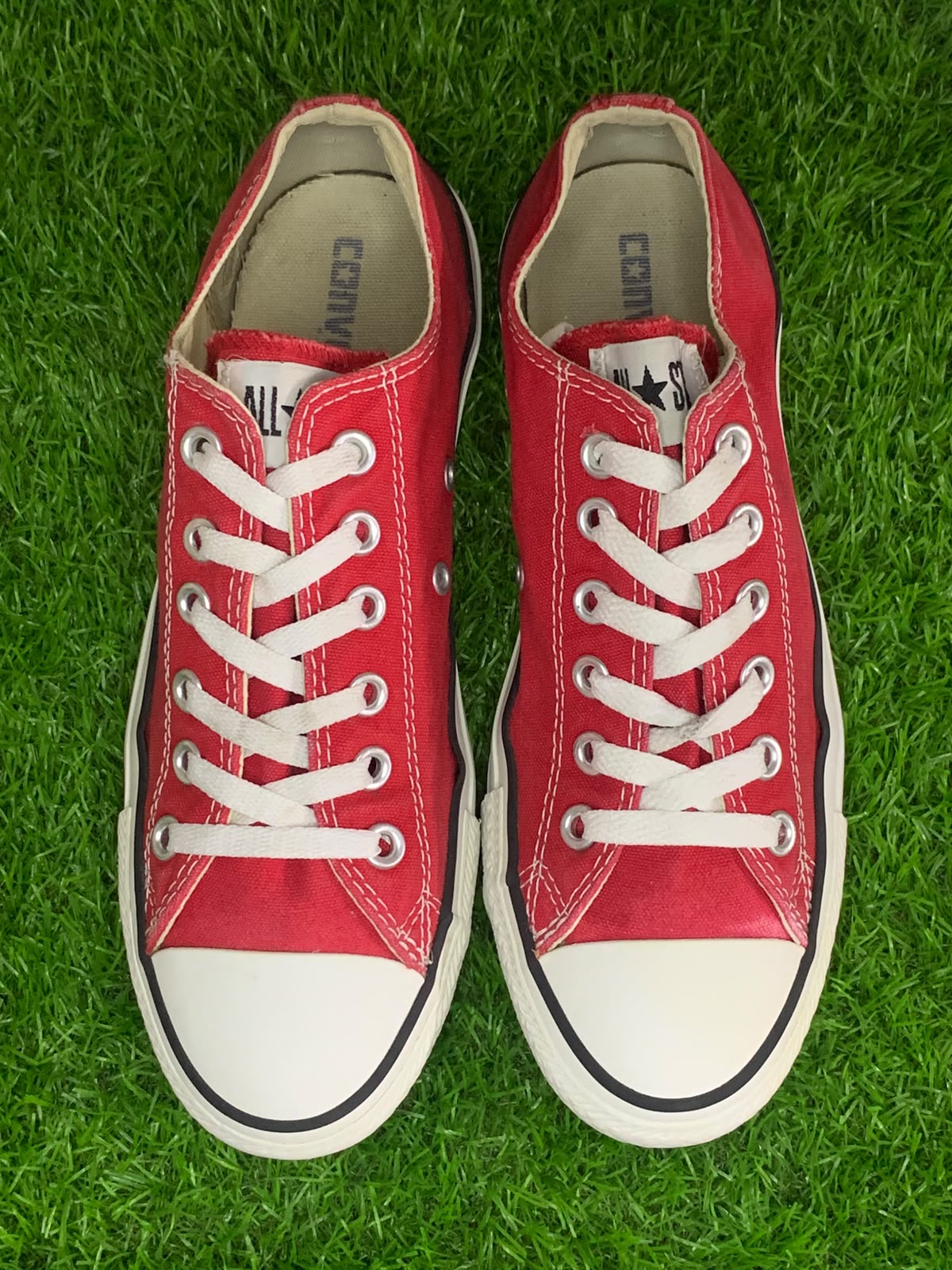 Converse Chuck Taylor Low Red Canvas - Front