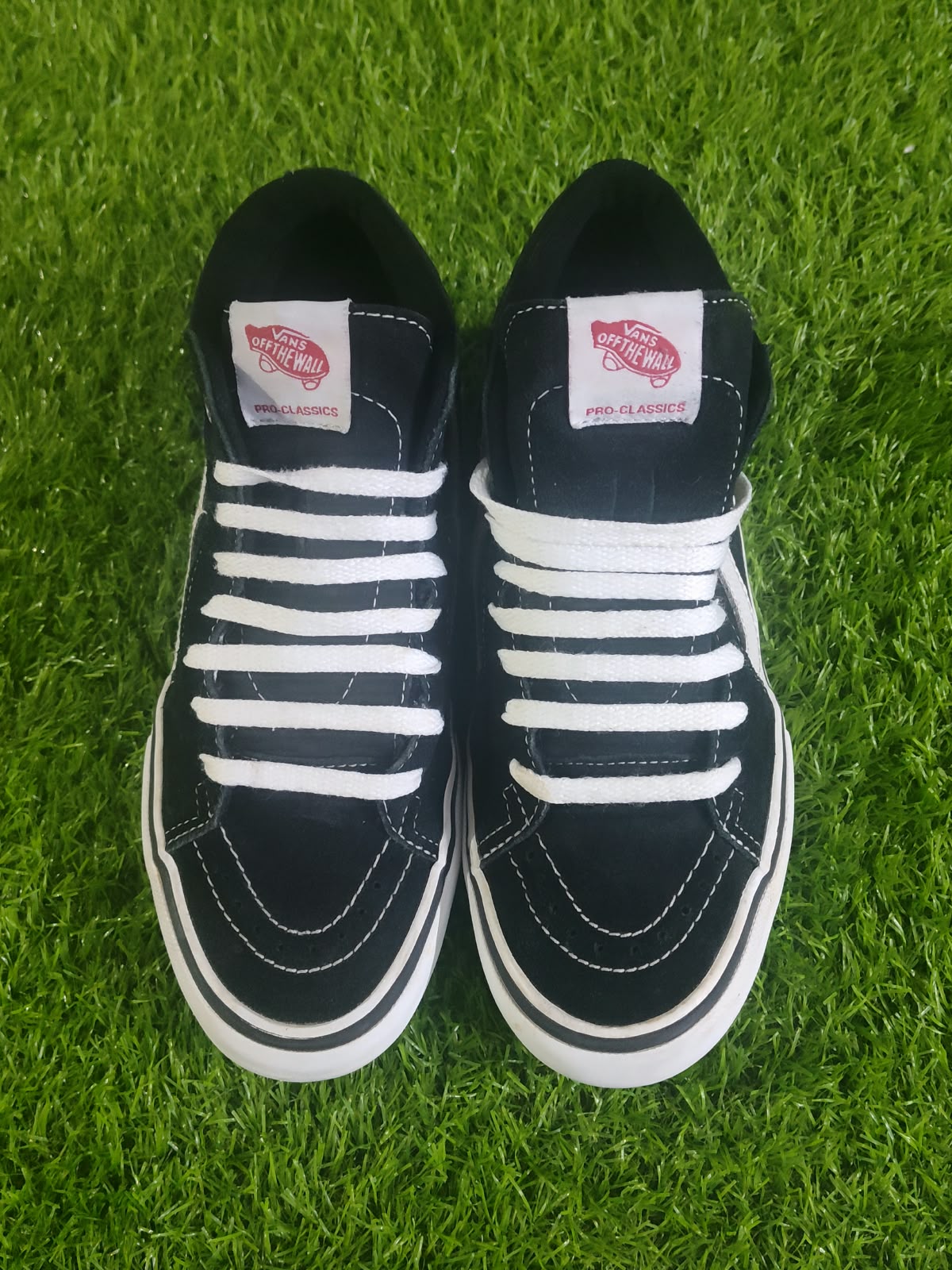 Vans Sk8-Hi Pro Black White Men EU 38.5 - Front View