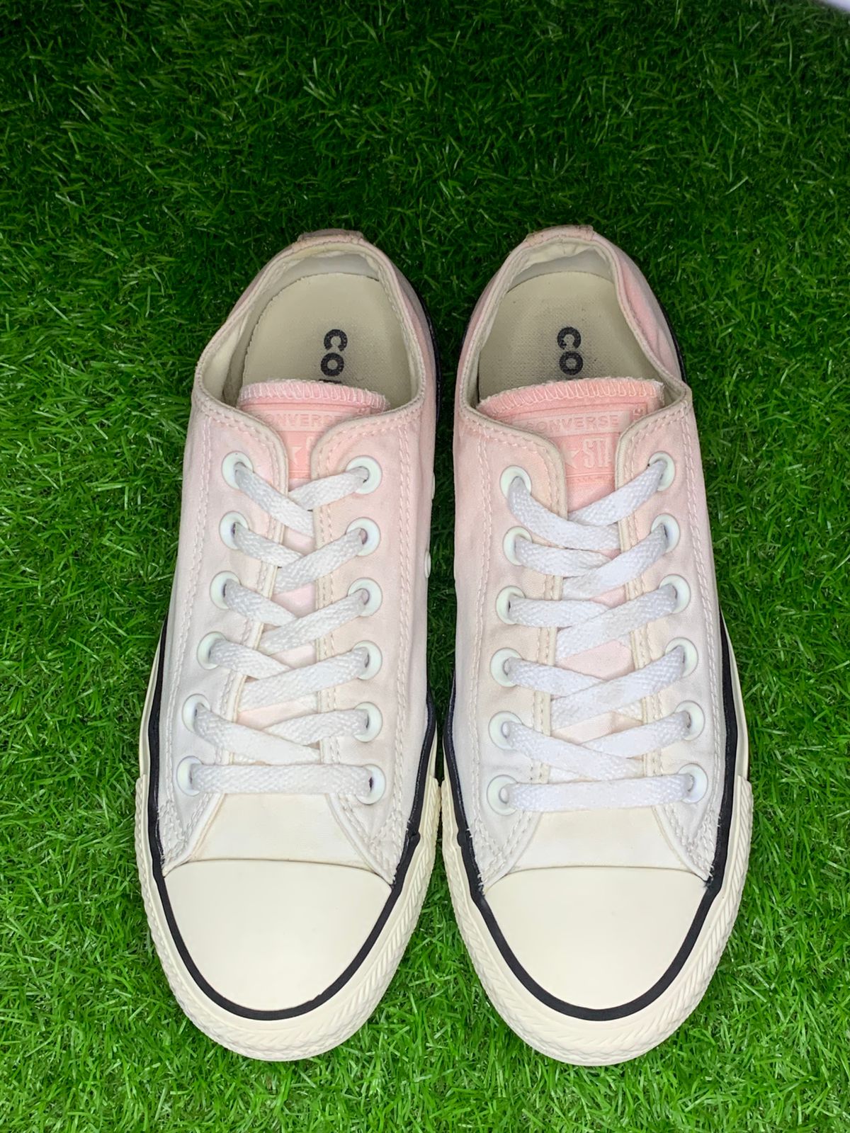 Converse Chuck Taylor All Star Low Top Pink Women EU 38 - Front View