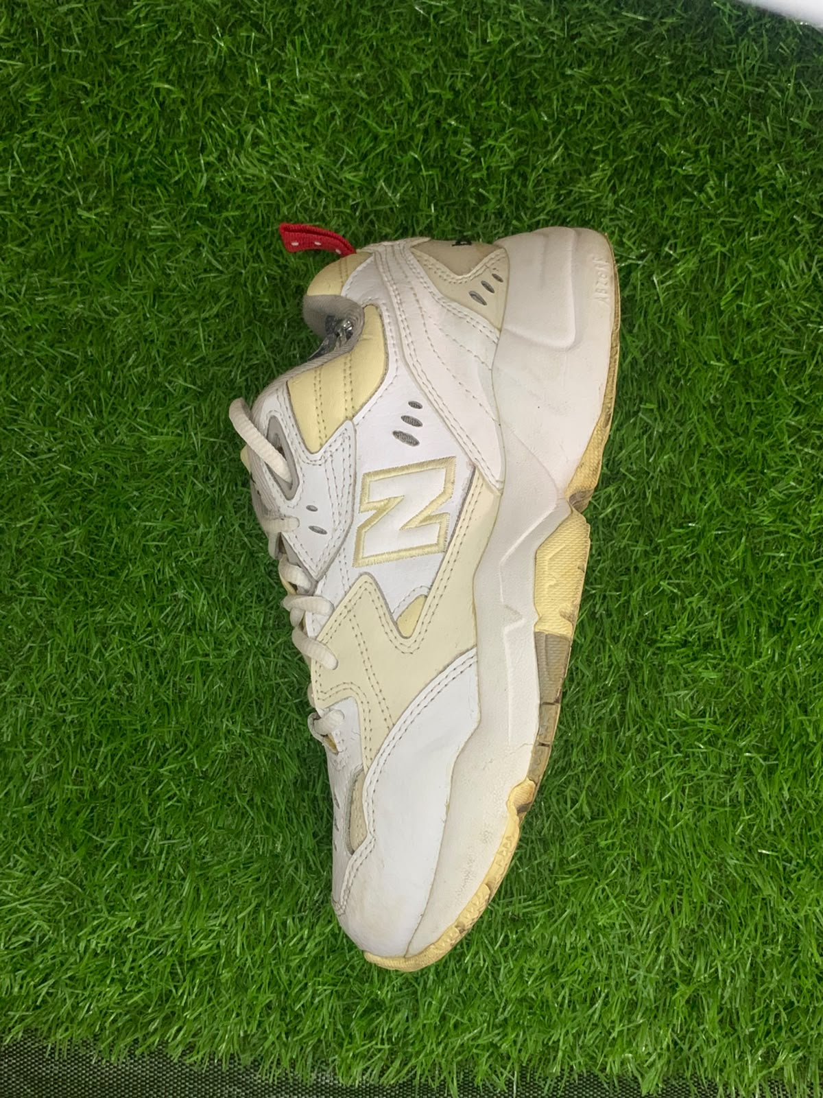 New Balance WX608 - Side View 2