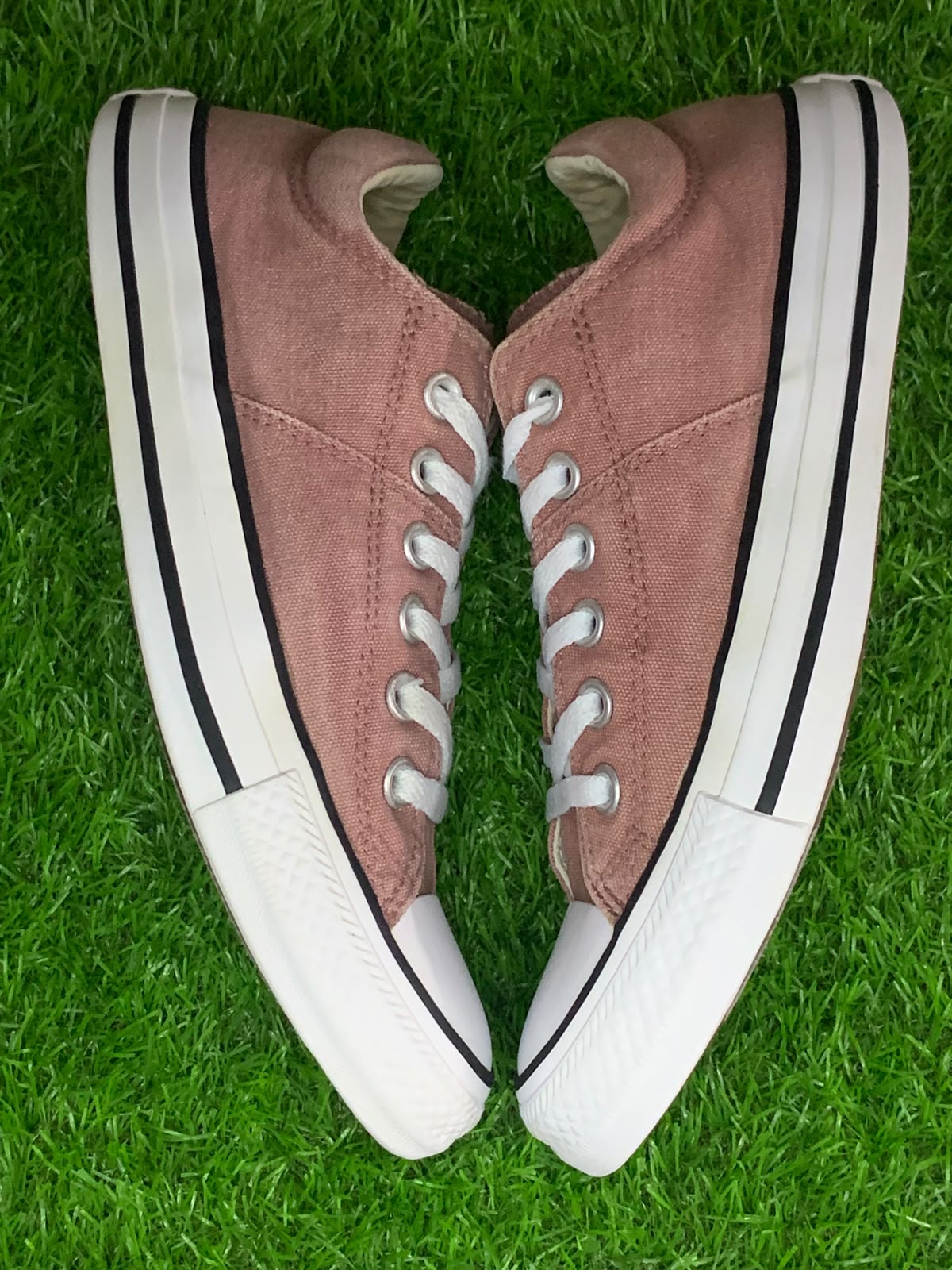 Converse Chuck Taylor All Star Low Top Dusty Pink - Side View 2
