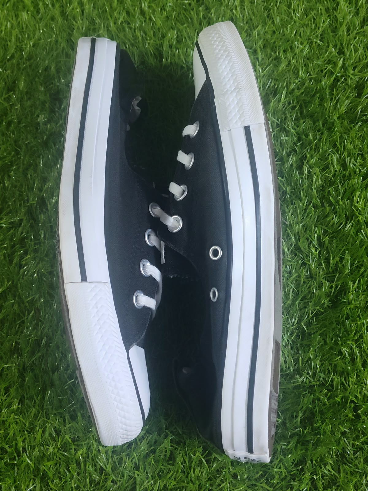 Converse Chuck Taylor All Star Low Top Black - Side View