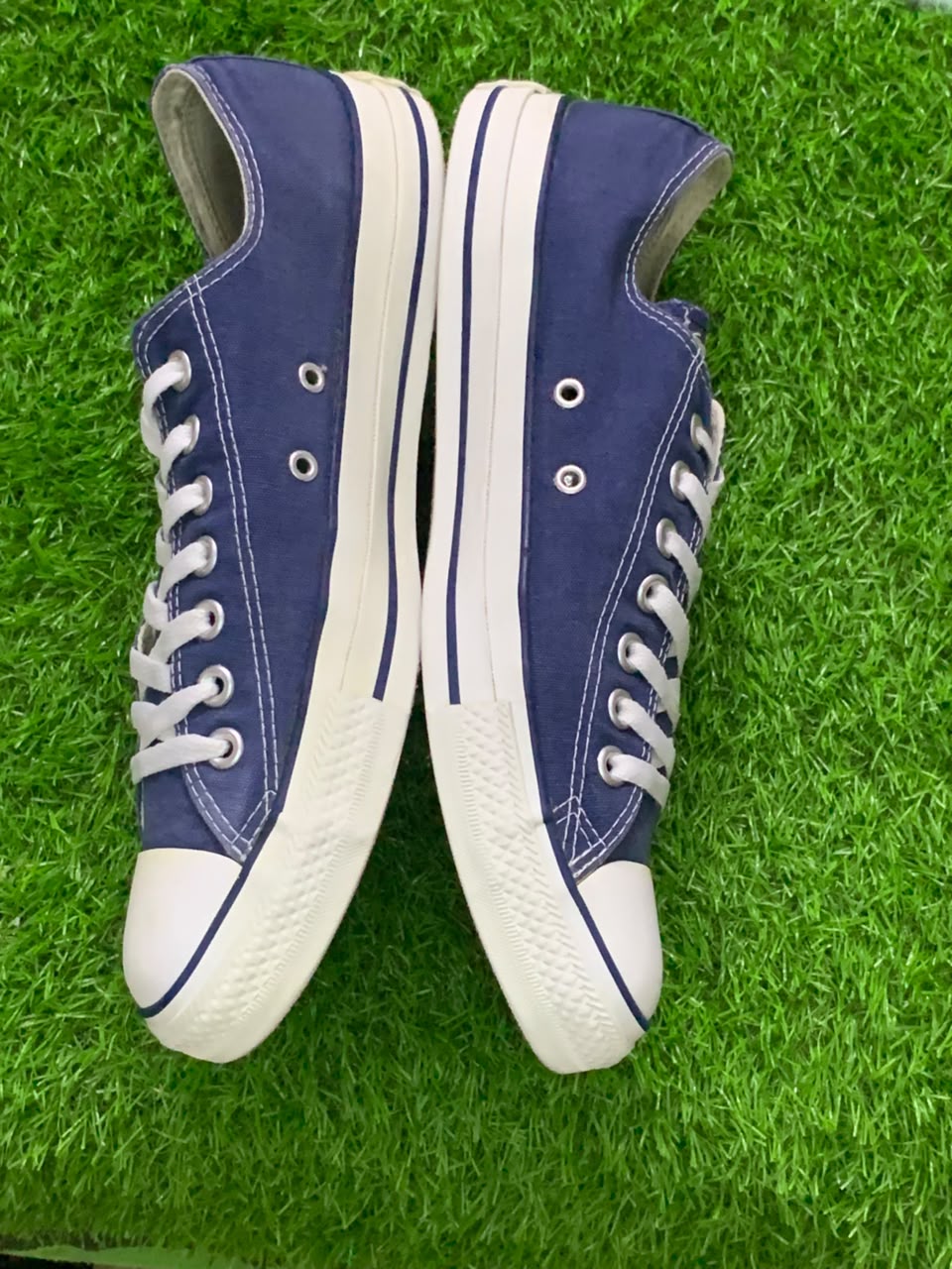 Converse Chuck Taylor All Star navy canvas low-top side profile
