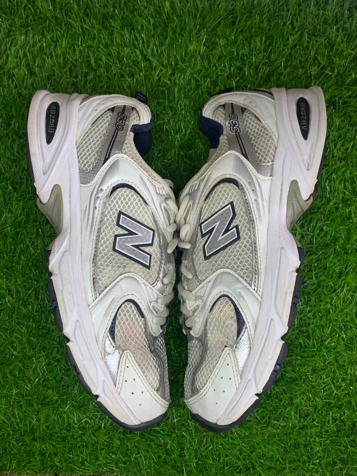 New Balance 530 White Silver Navy - Sides