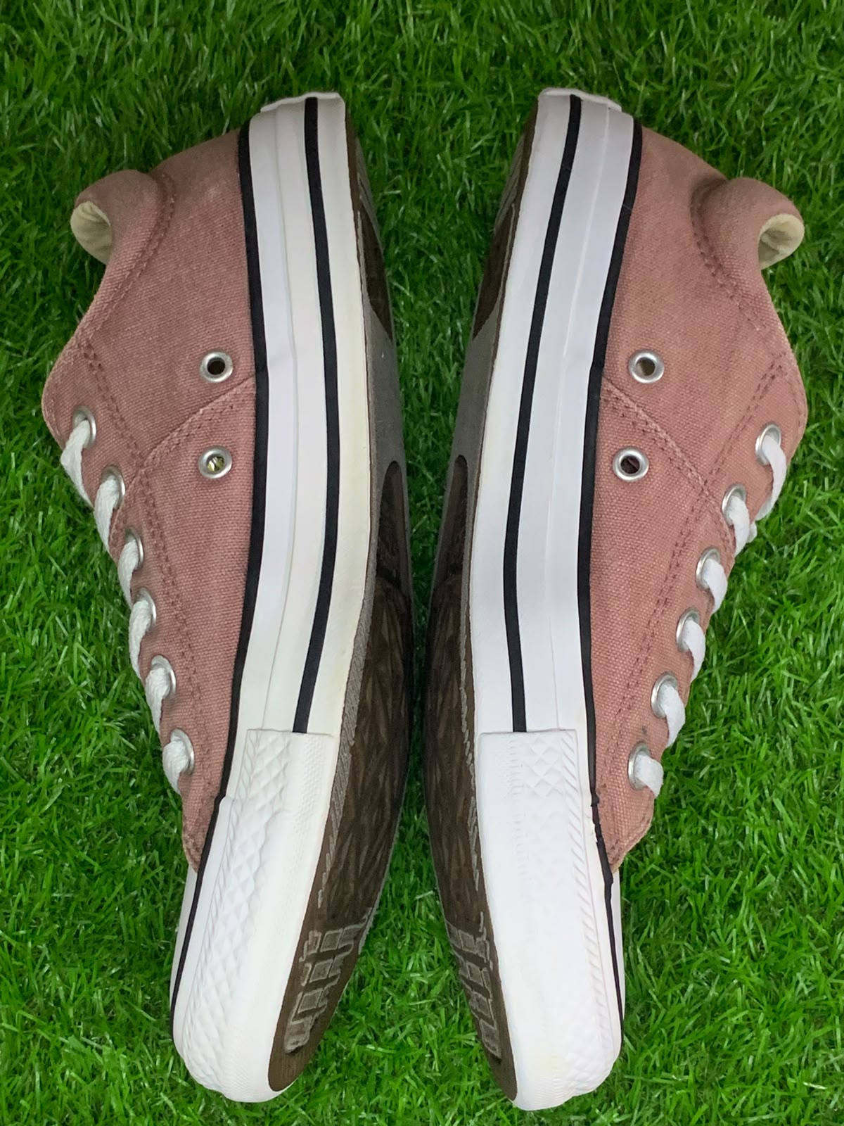Converse Chuck Taylor All Star Low Top Dusty Pink - Side View
