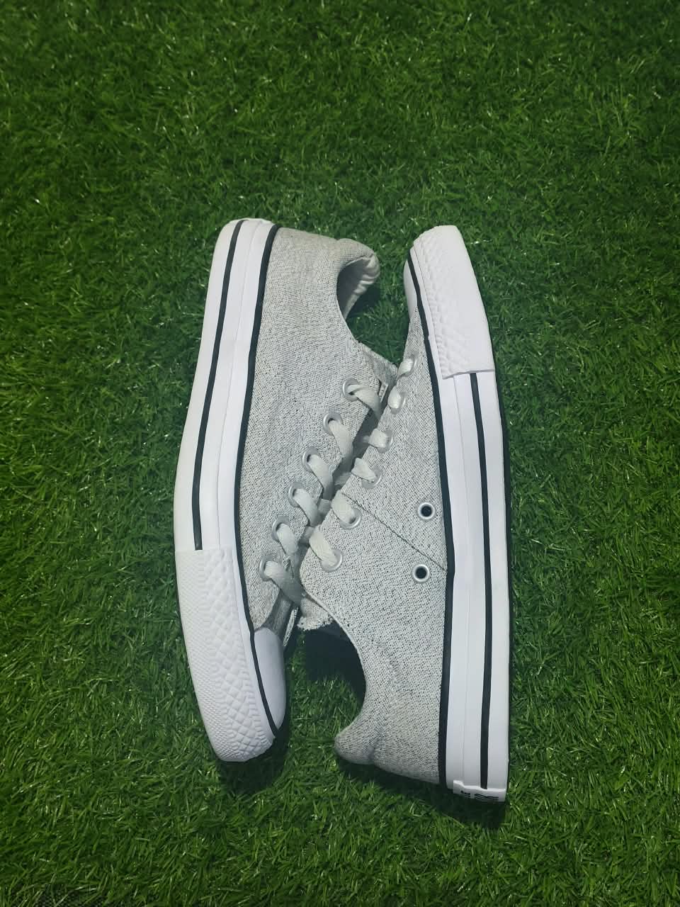 Converse Chuck Taylor All Star Low Top Silver Grey - Side View