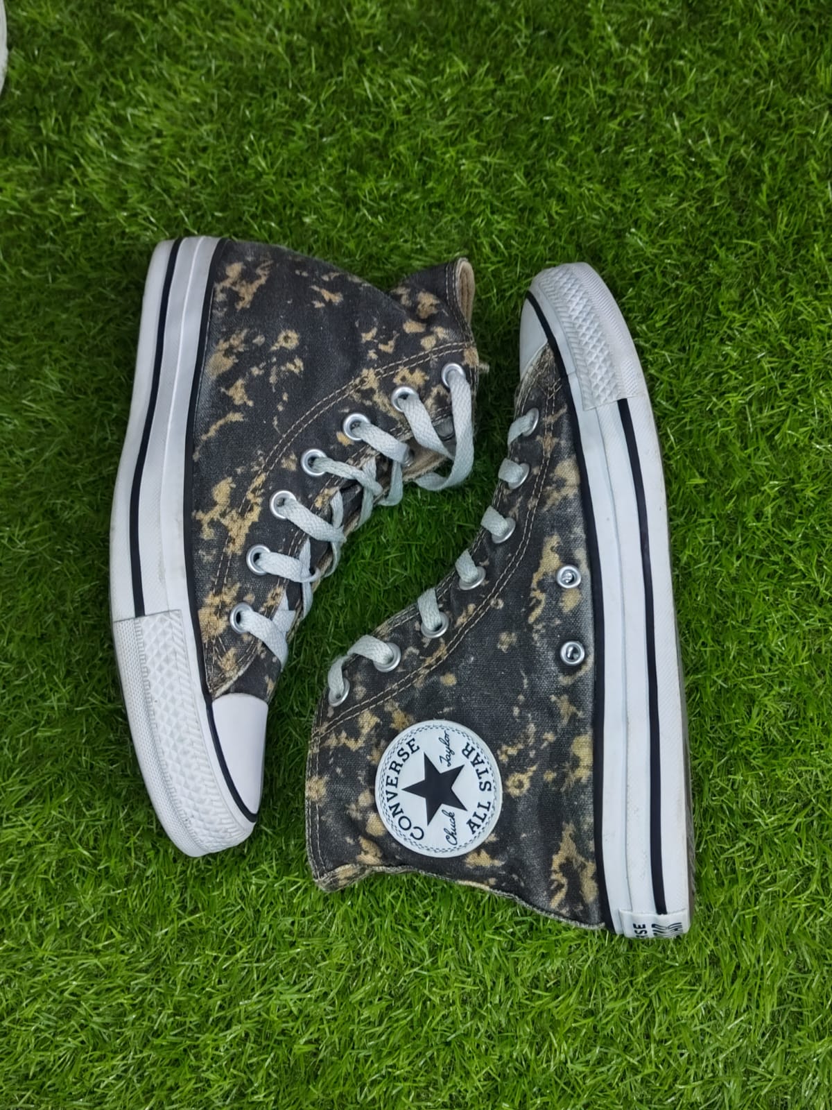 Converse Chuck Taylor All Star High Top – Bleached/Acid Wash | EU 37.5 (Sr000028)