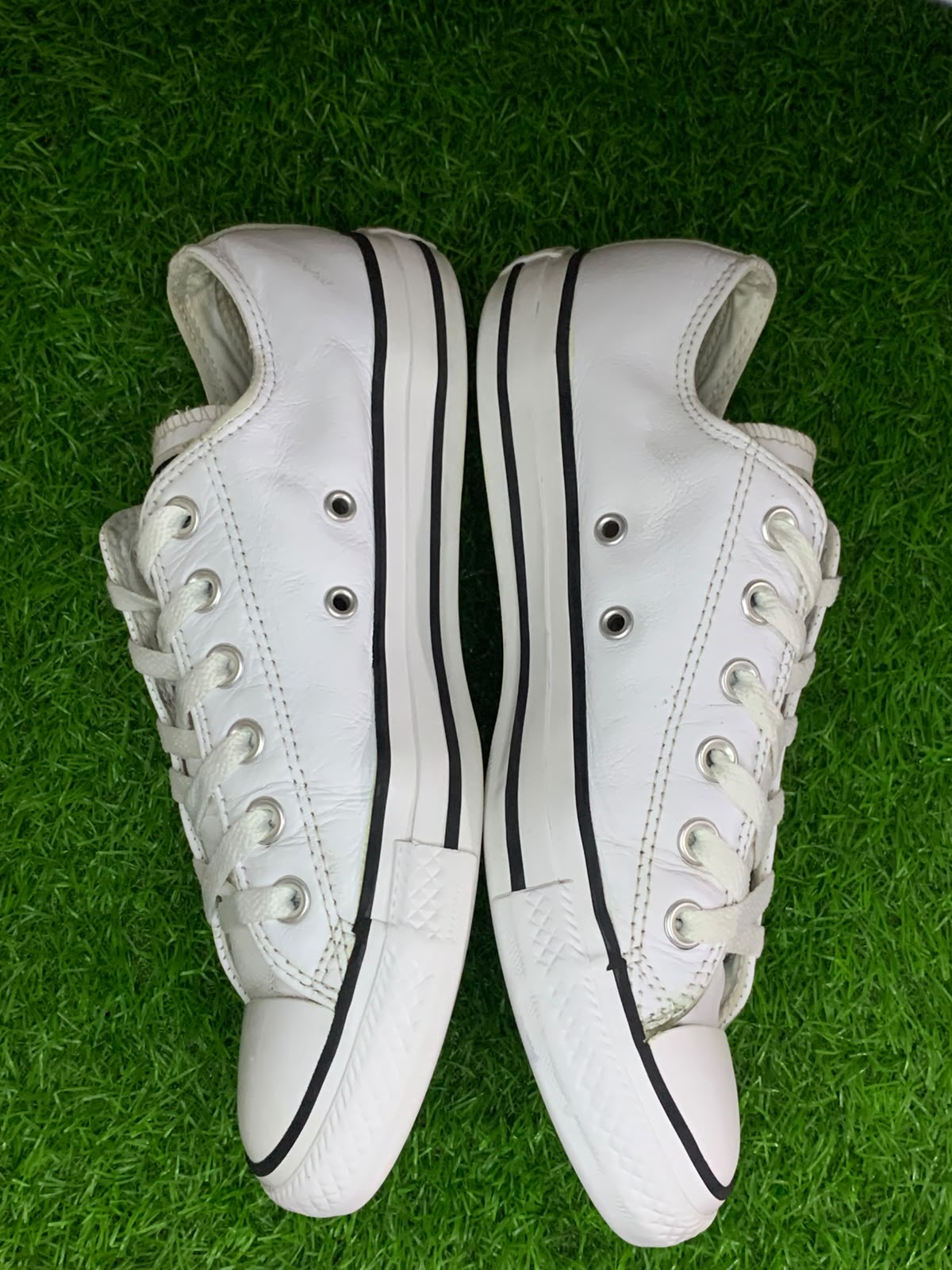 Converse Chuck Taylor All Star Low Top White Leather – Side View