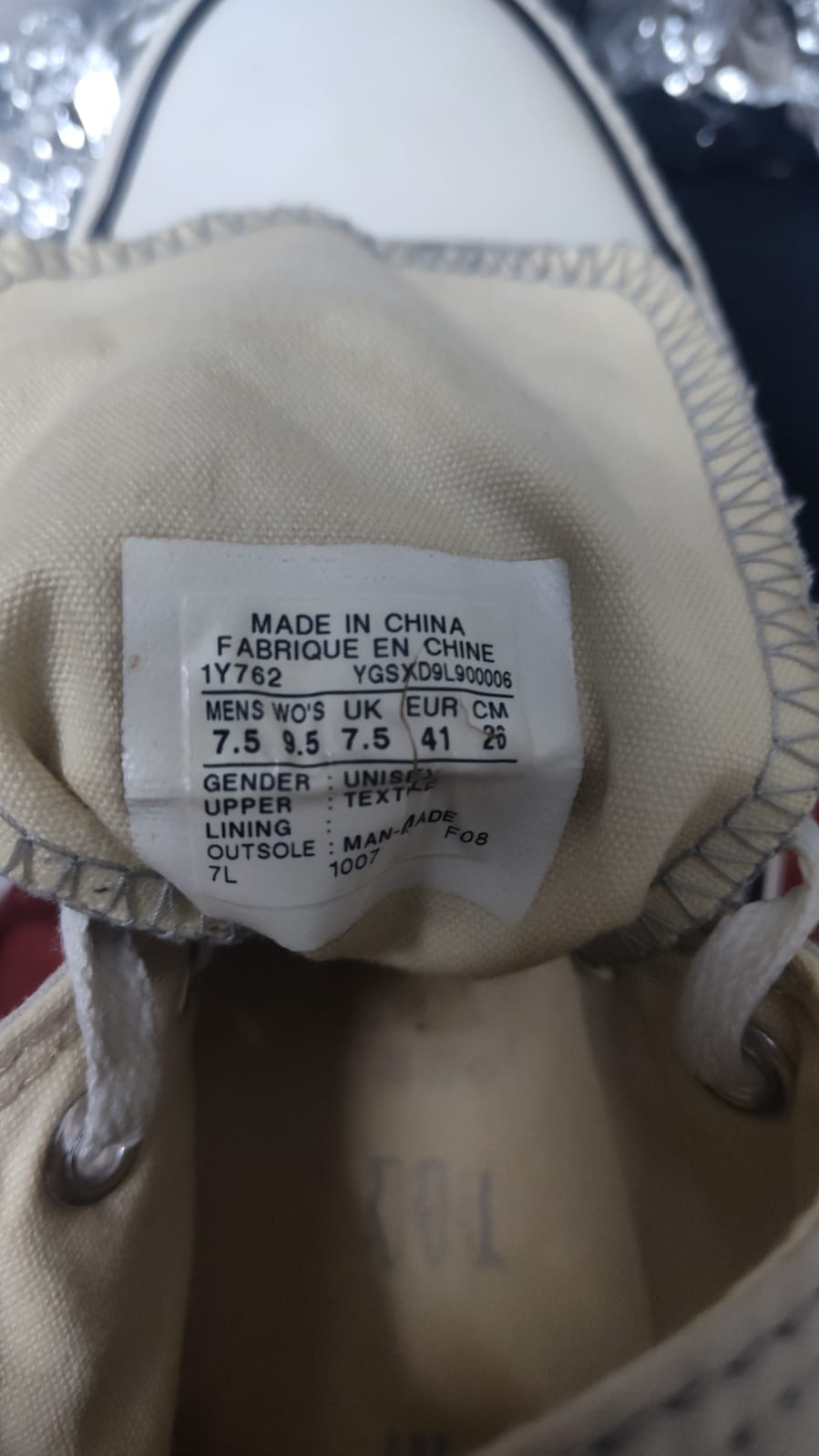 Converse 1Y762 size label EU 41 made in China
