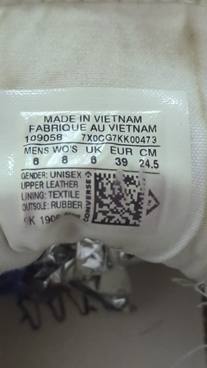 Converse Chuck Taylor All Star Low Top White Leather – Size Tag